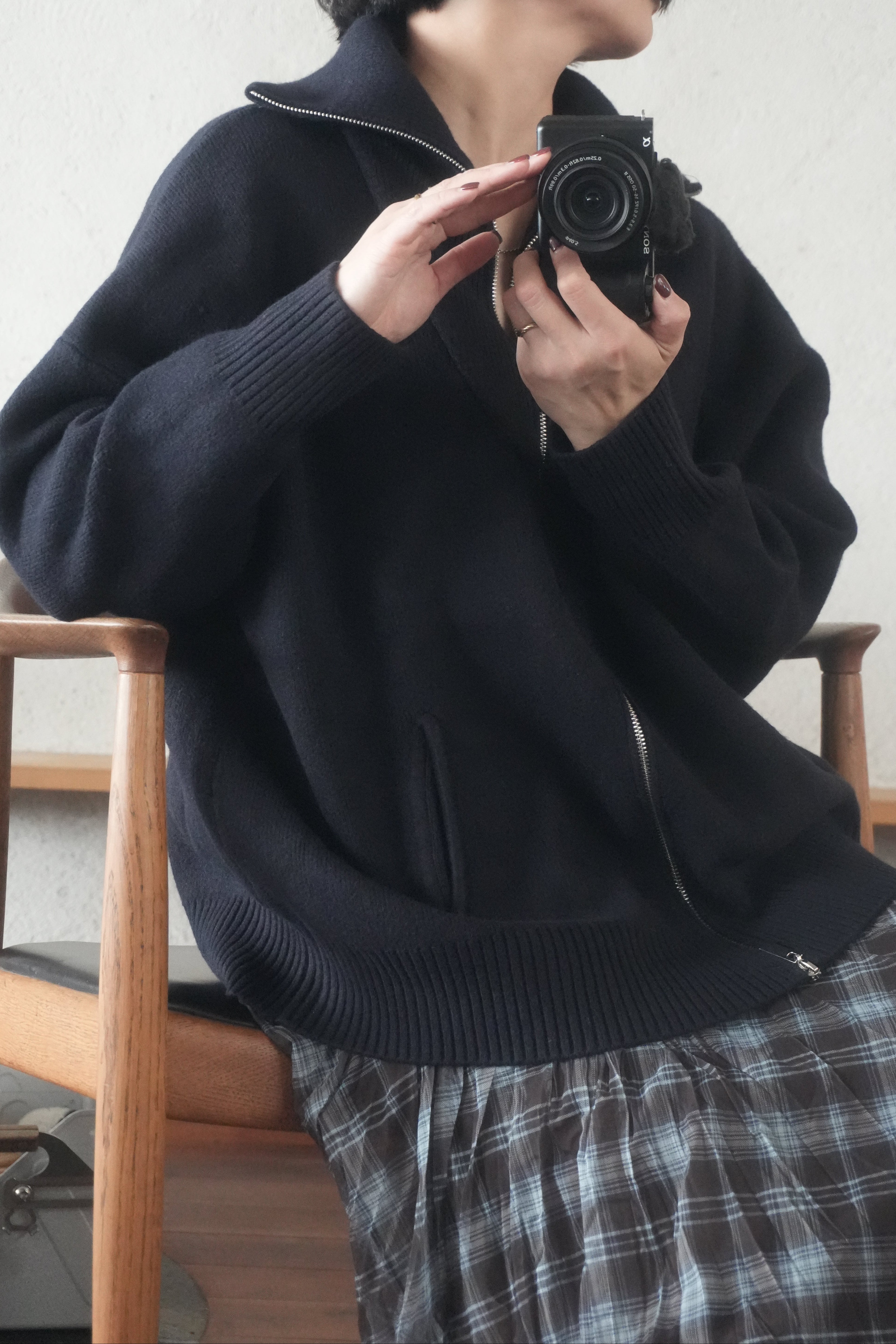 Structured Zip-up knit jacket