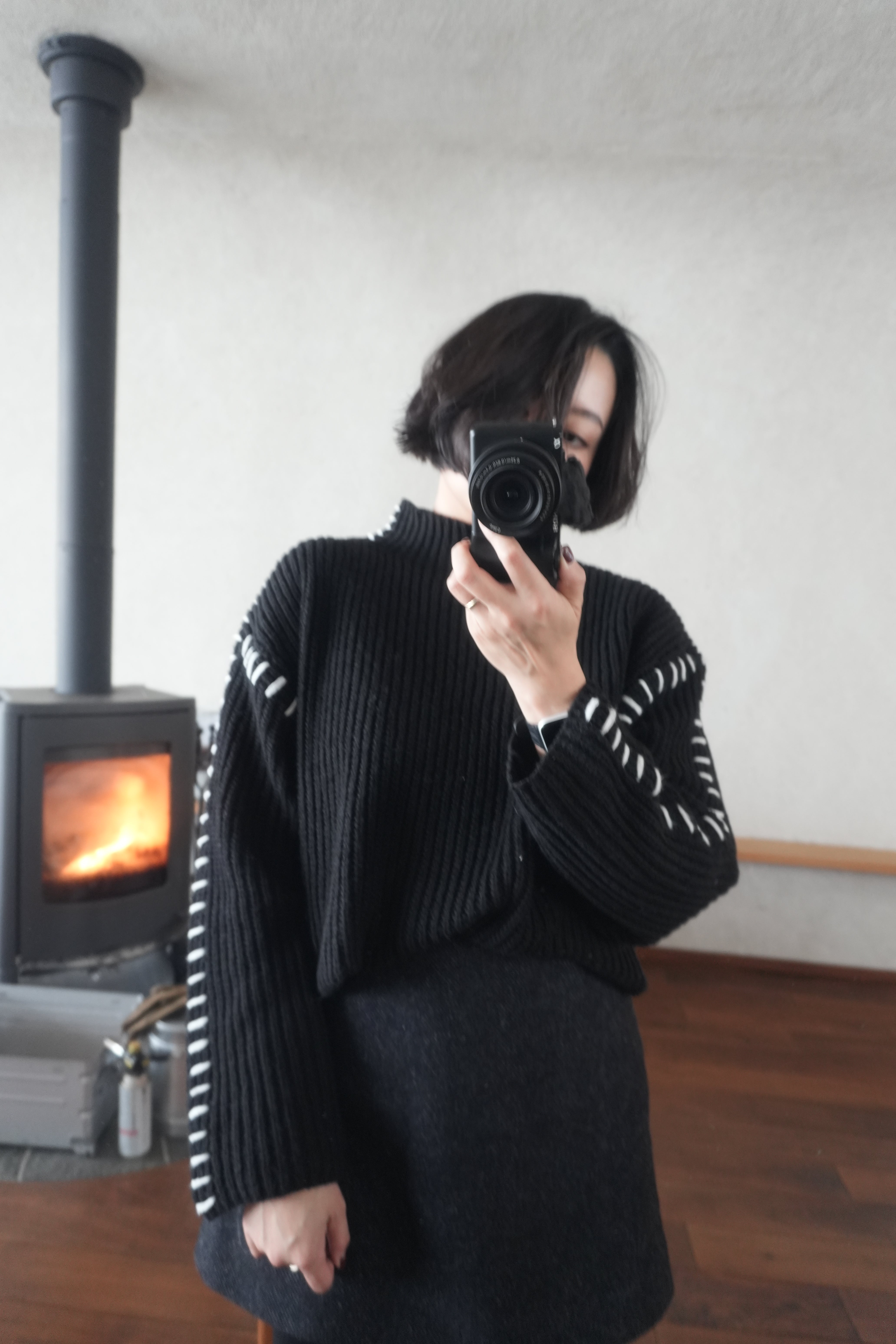 Contrast Stitch Knit Pullover