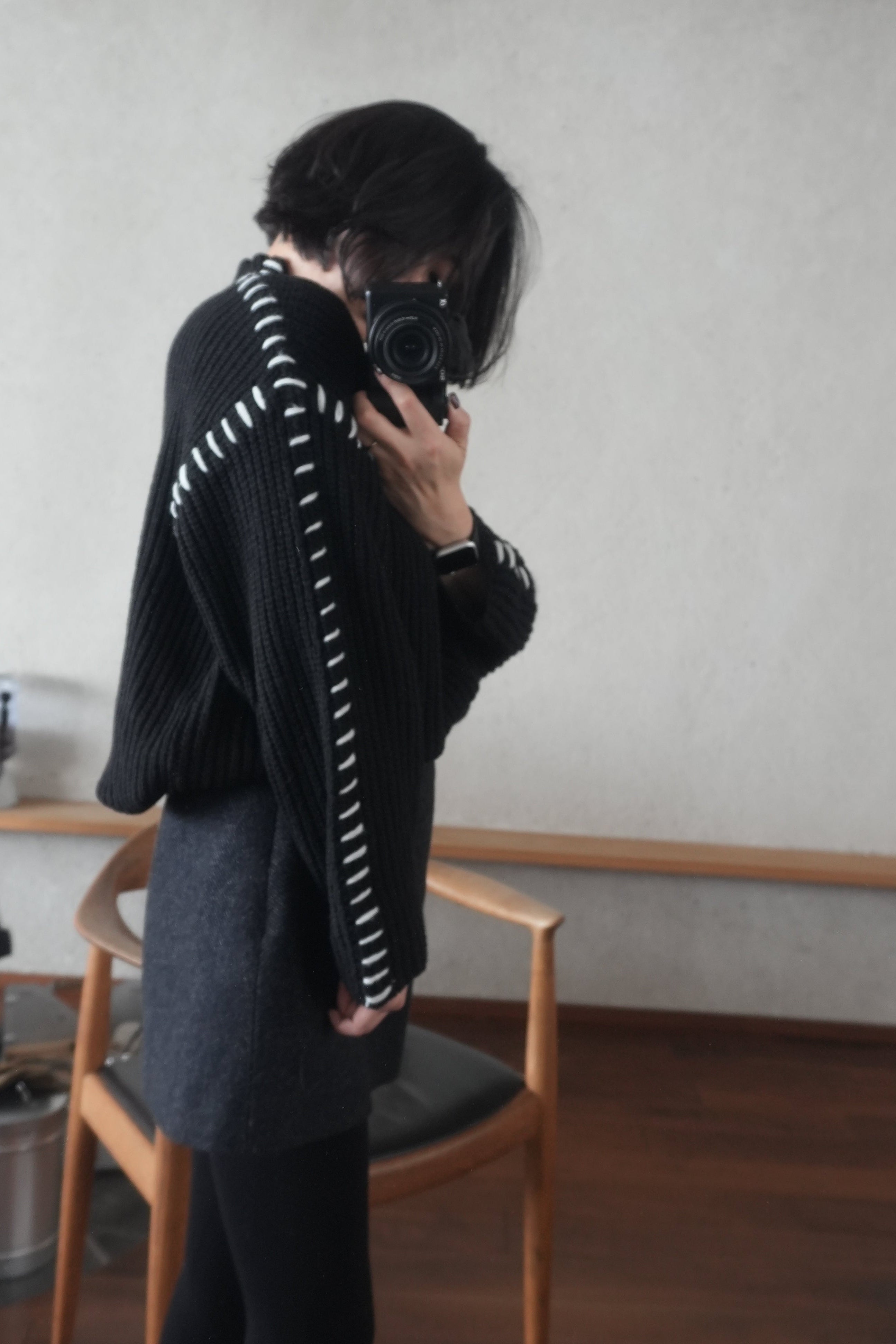 Contrast Stitch Knit Pullover
