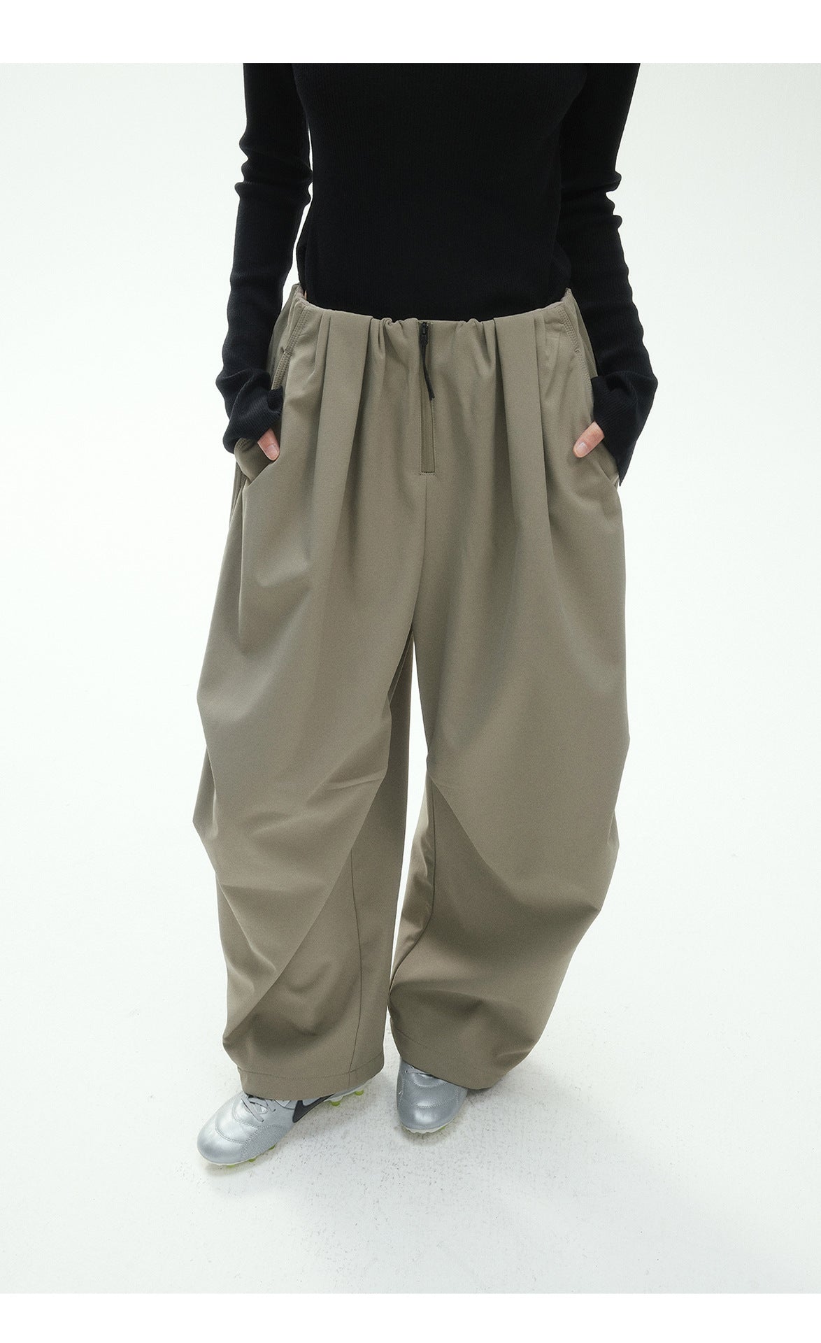 Super wide tech trousers