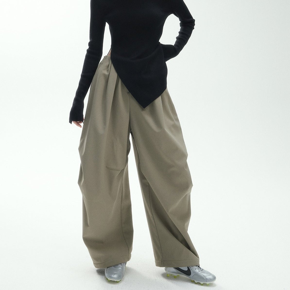 Super wide tech trousers