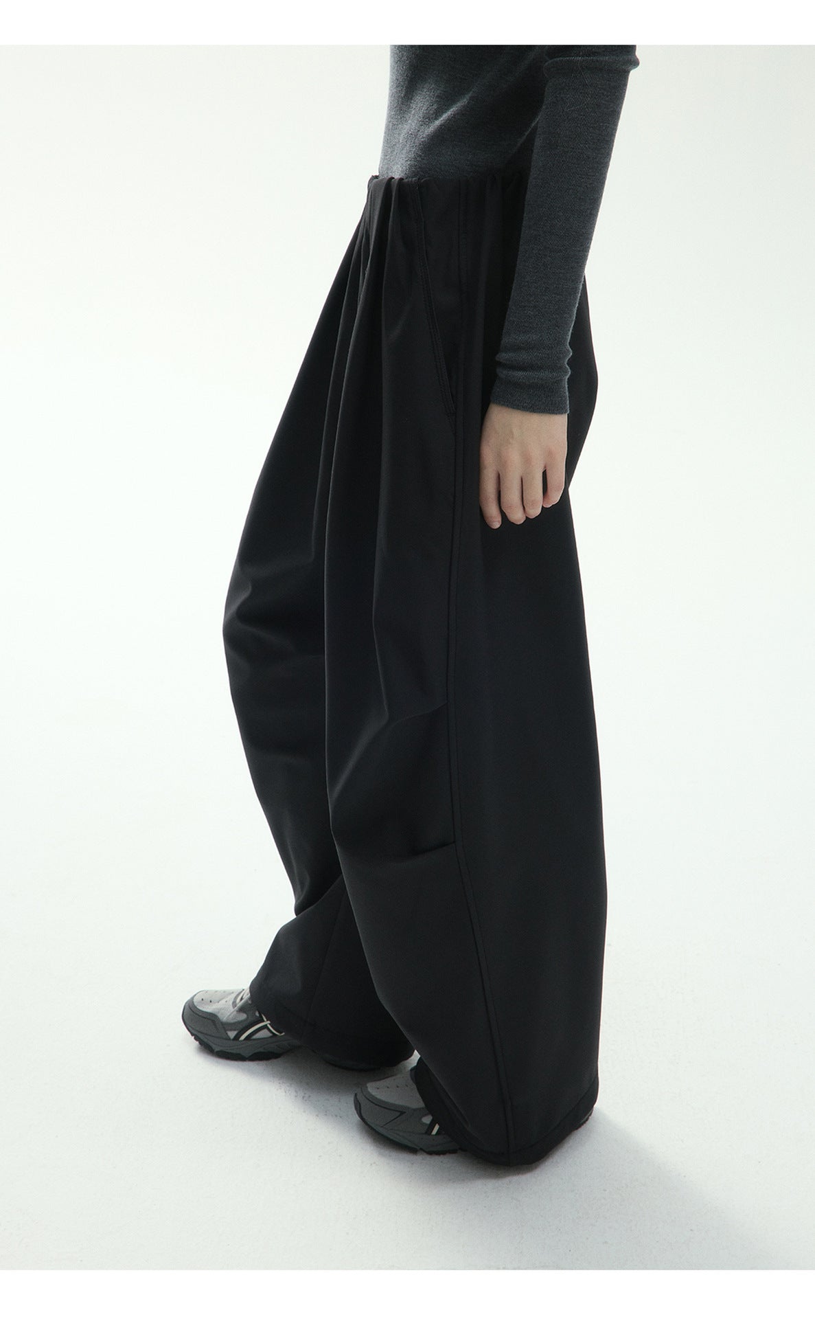 Super wide tech trousers