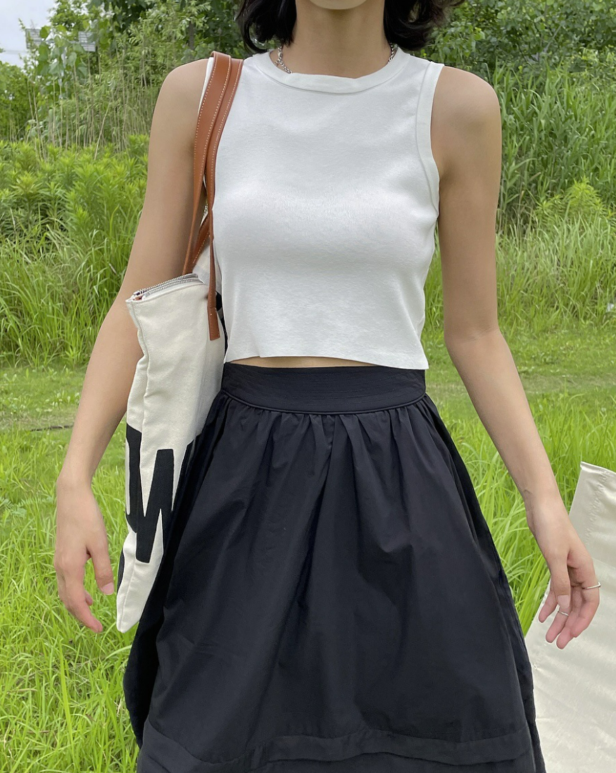 Plain short tank
