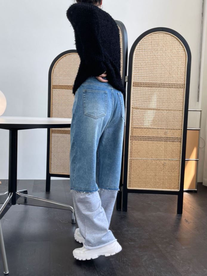 Sweat + jeans