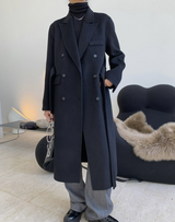 Virgin wool 100% tailored coat