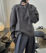 Big silhouette high neck sweater