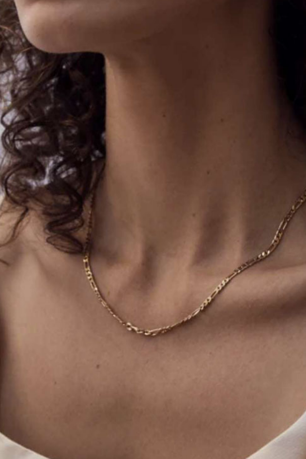 Simple chain necklace