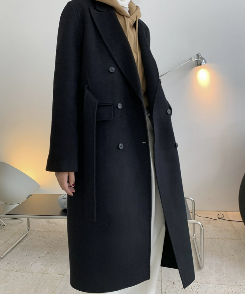 Virgin wool 100% tailored coat