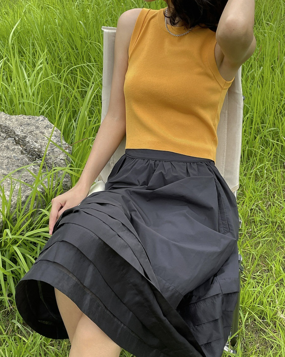 Plain short tank