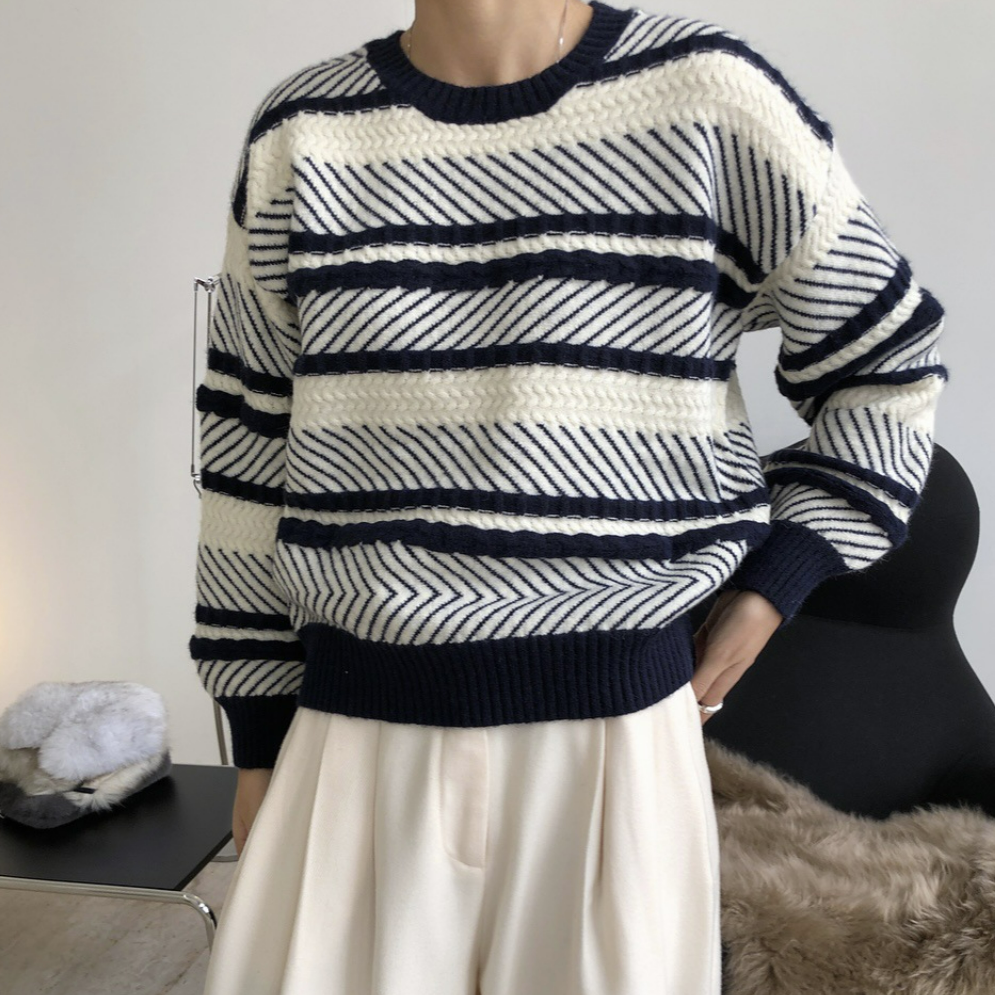 Big border sweater