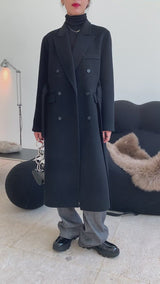 Virgin wool 100% tailored coat