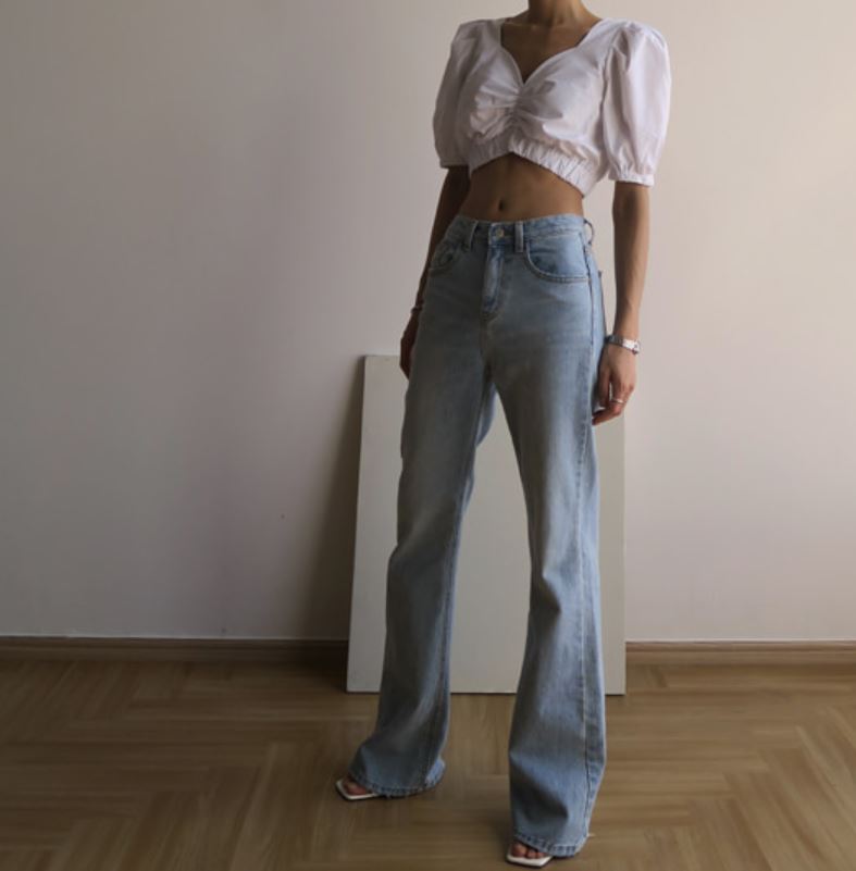 Puff sleeve blouse