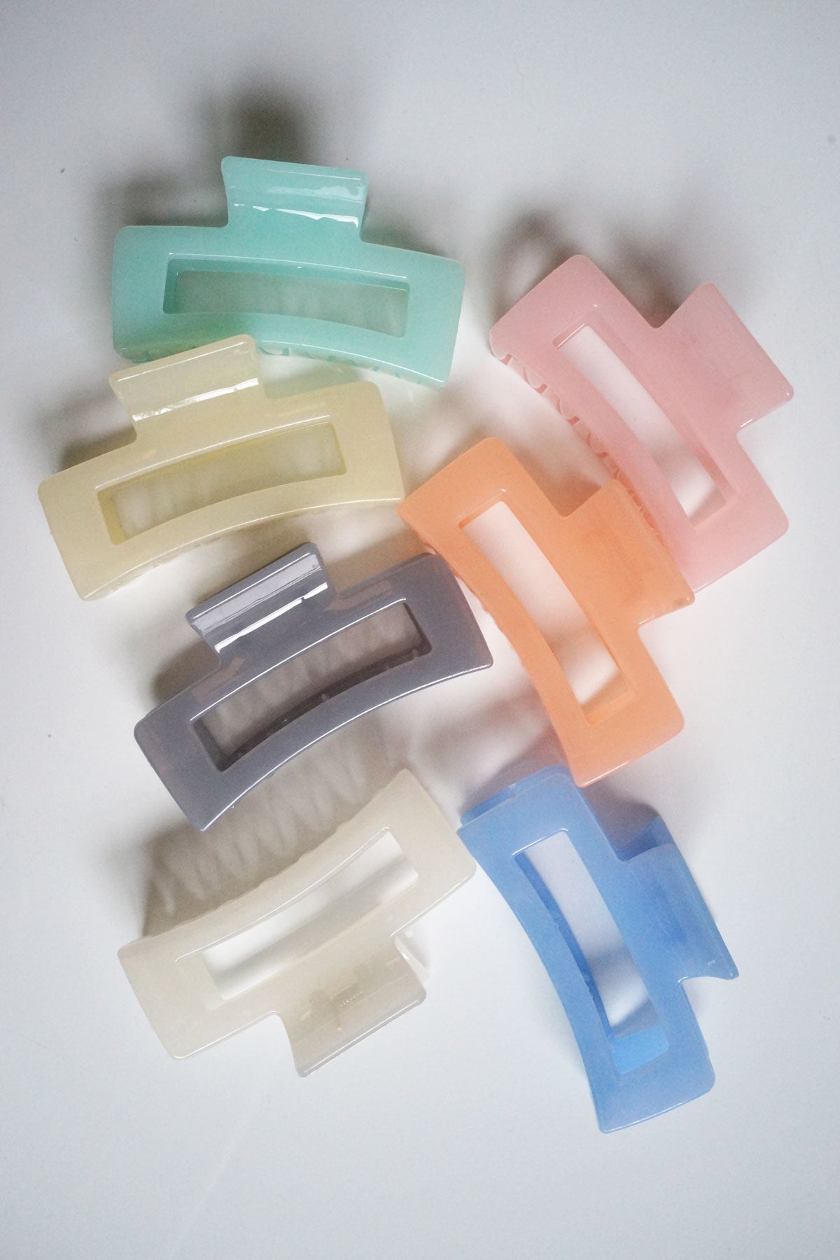 Juicy hair clip