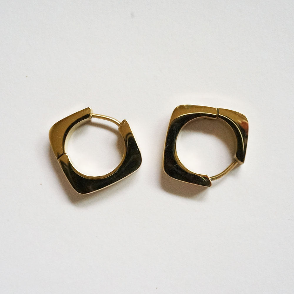 Square pierce（即納）