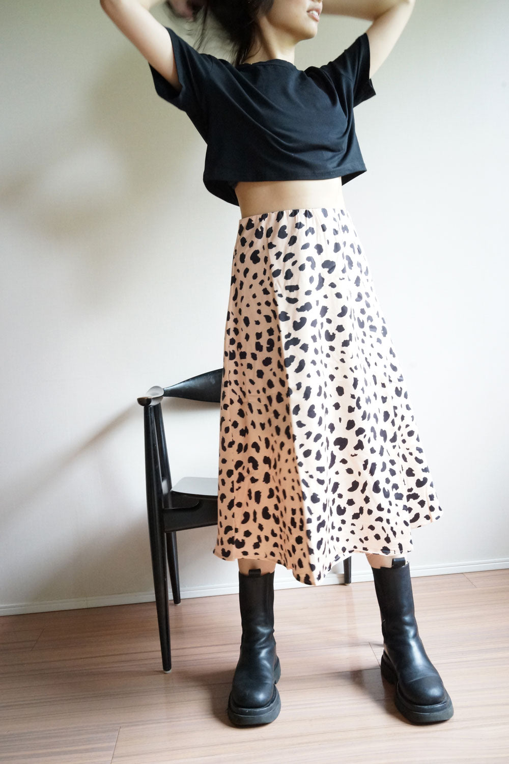 Simple cropped T-shirt
