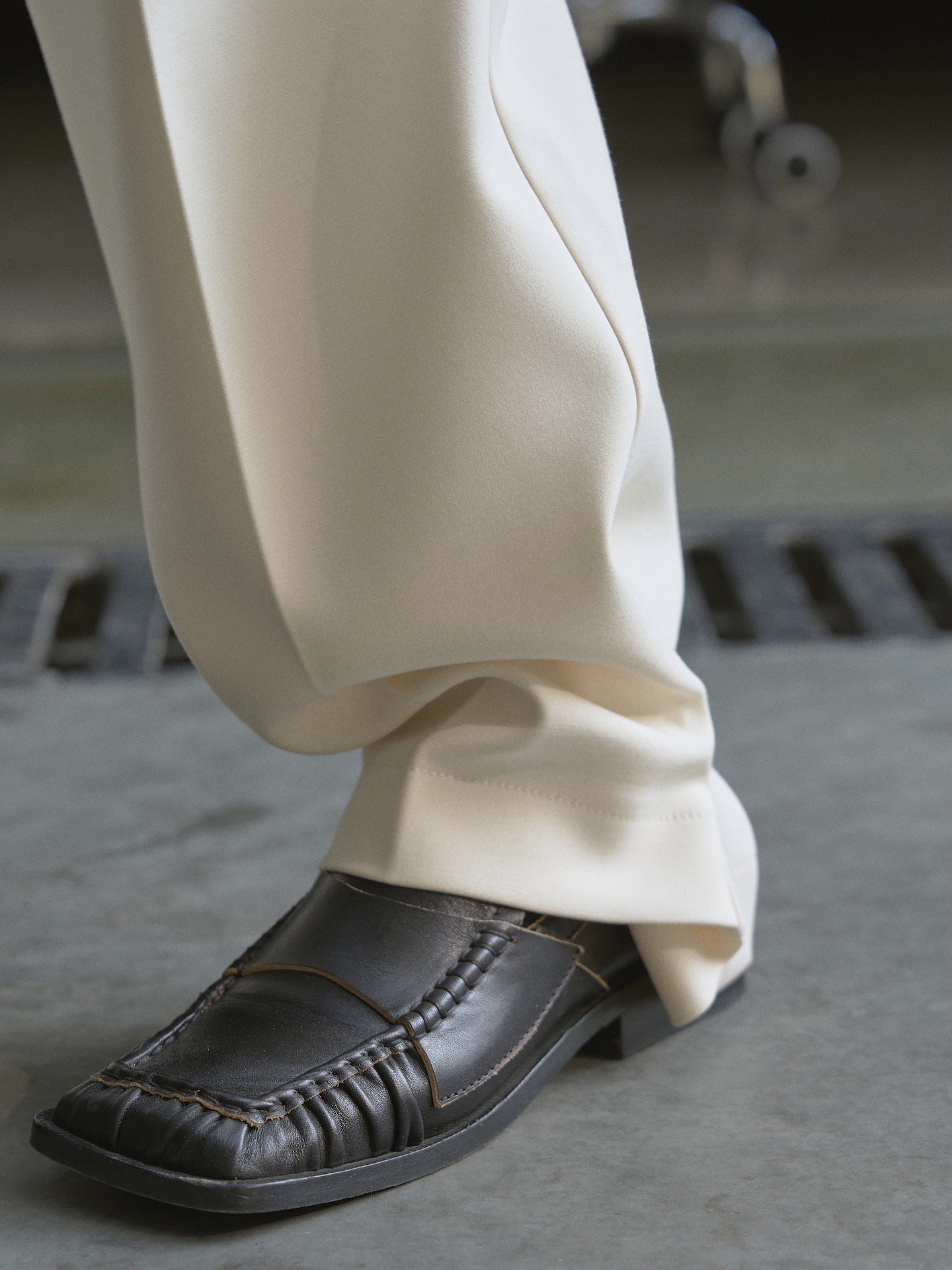 High waist wide leg trousers