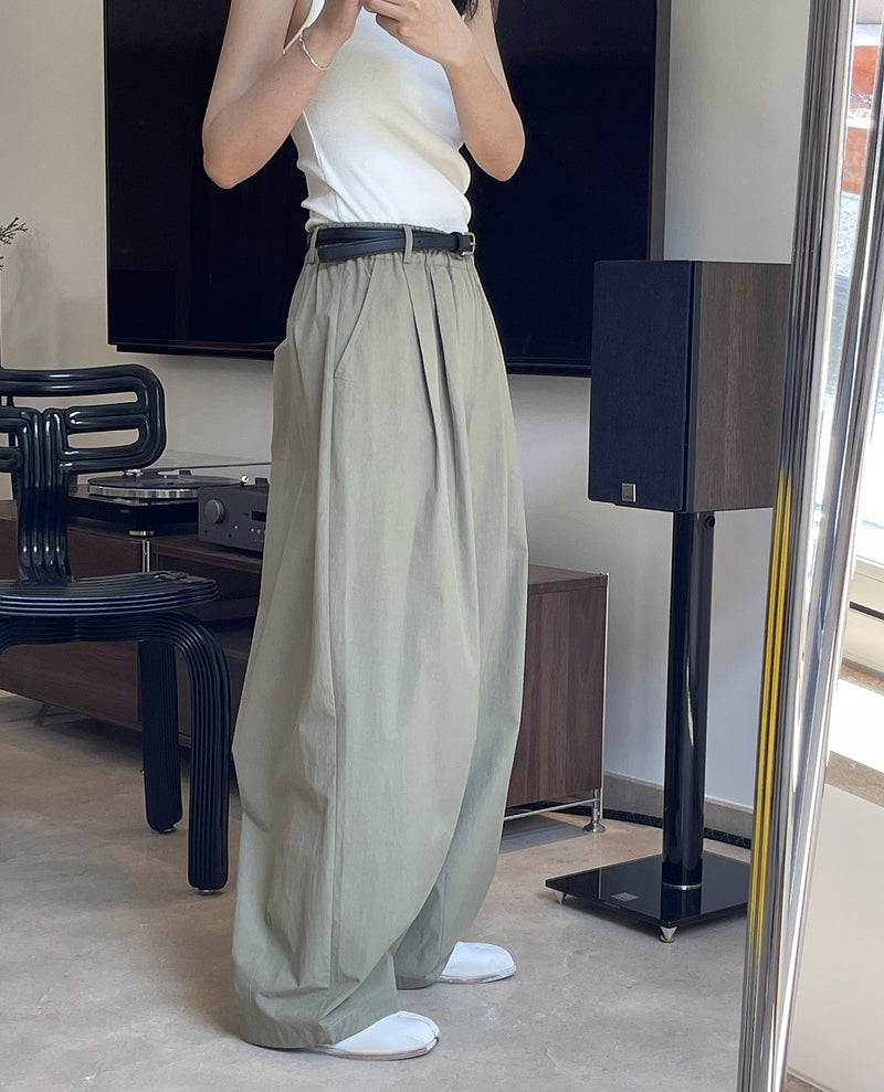 wide leg trousers