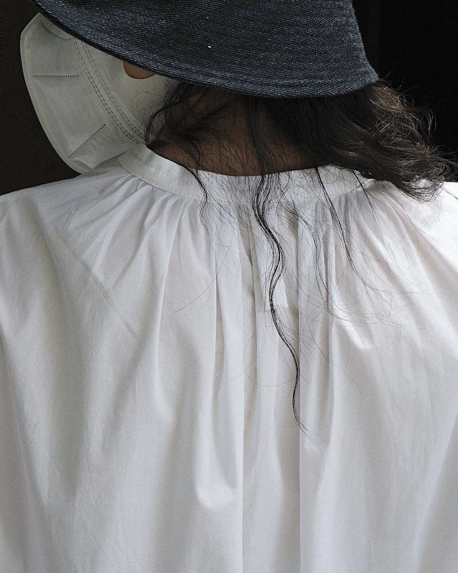 Lantern sleeve shirts
