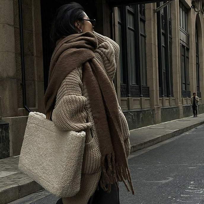 Simple big scarf