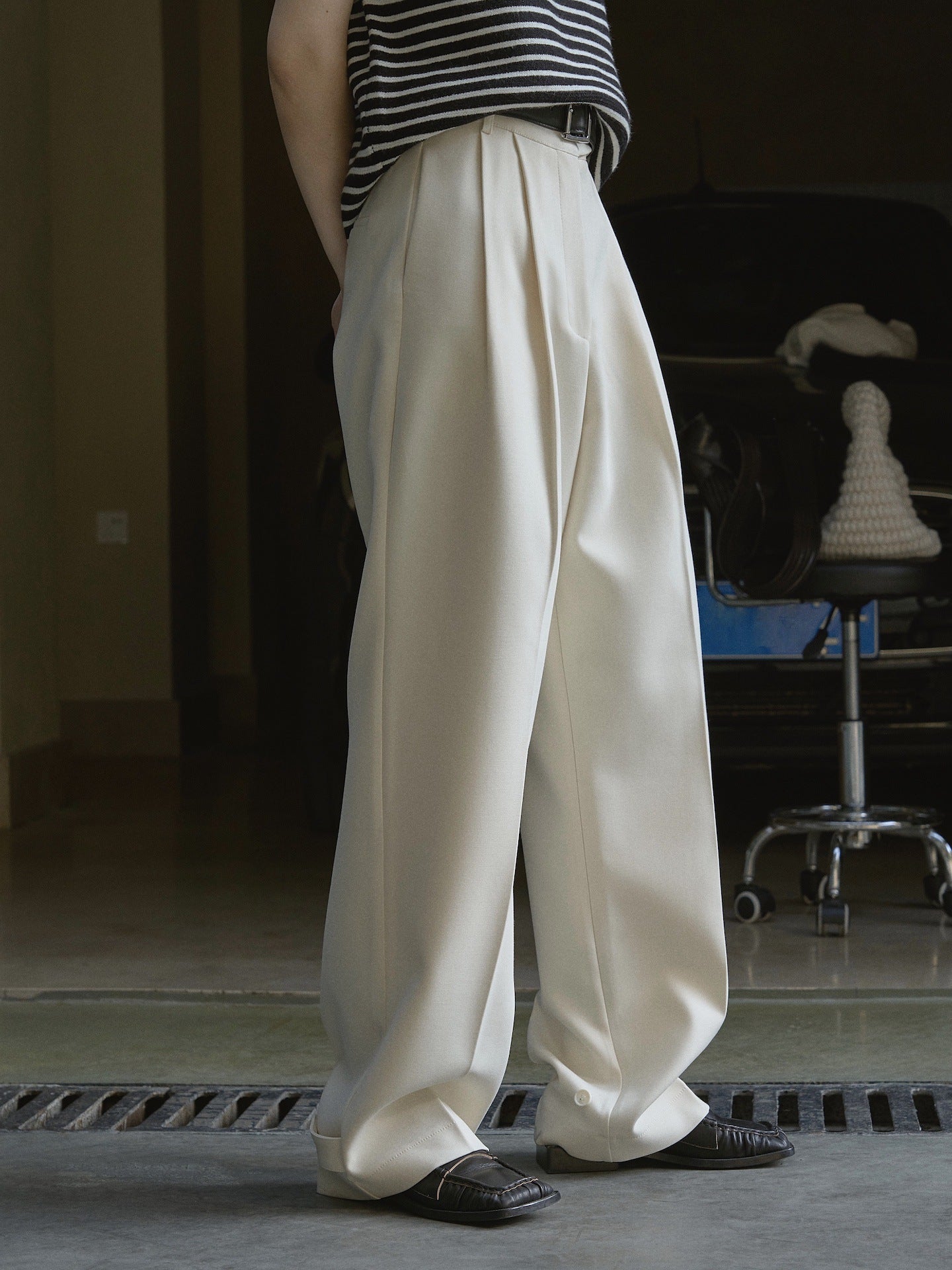 High waist wide leg trousers