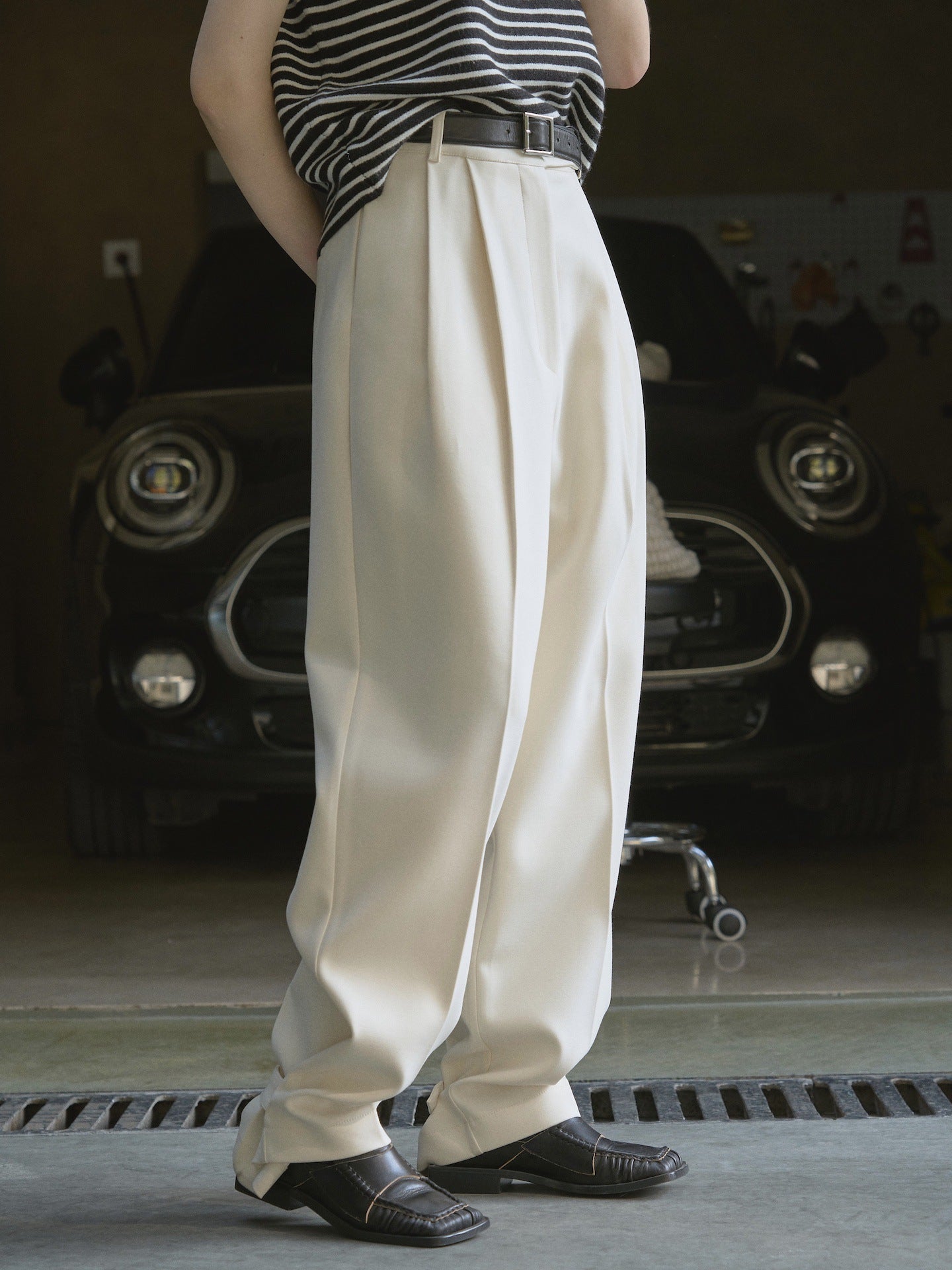 High waist wide leg trousers