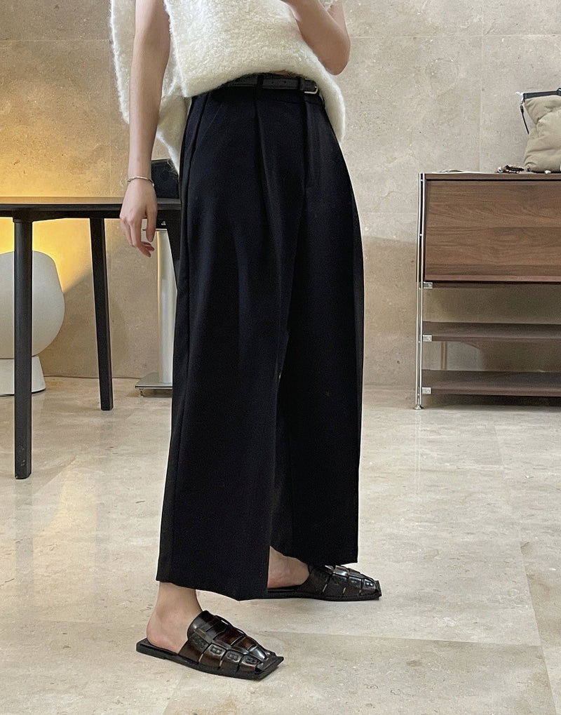 Cropped trouser