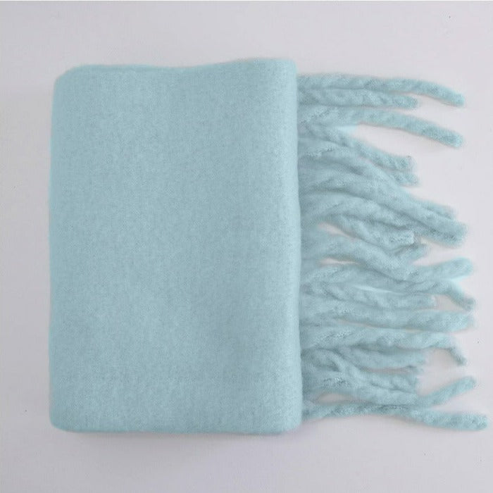 Simple big scarf