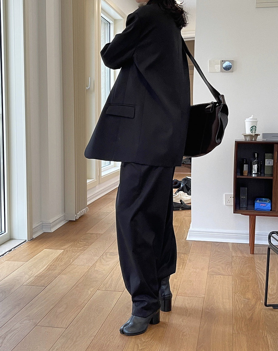 經典夾克和褲子