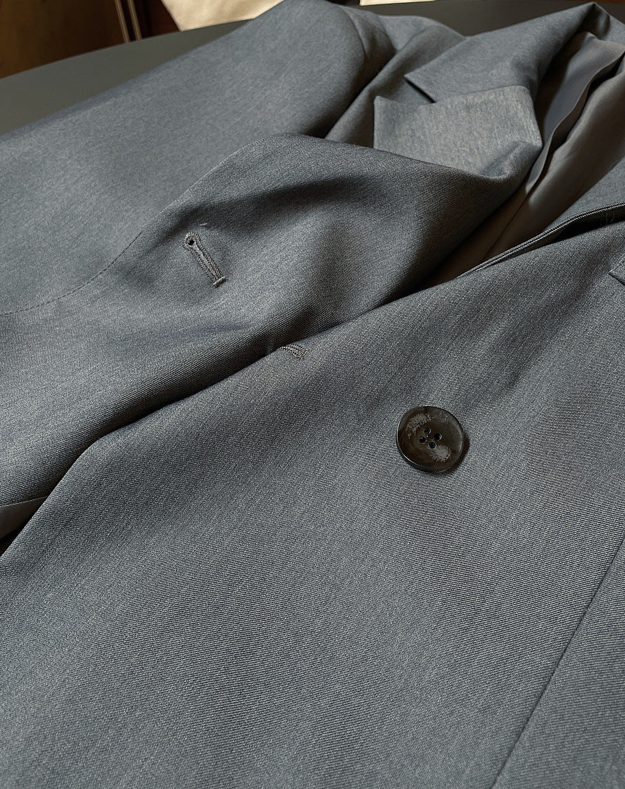 經典夾克和褲子