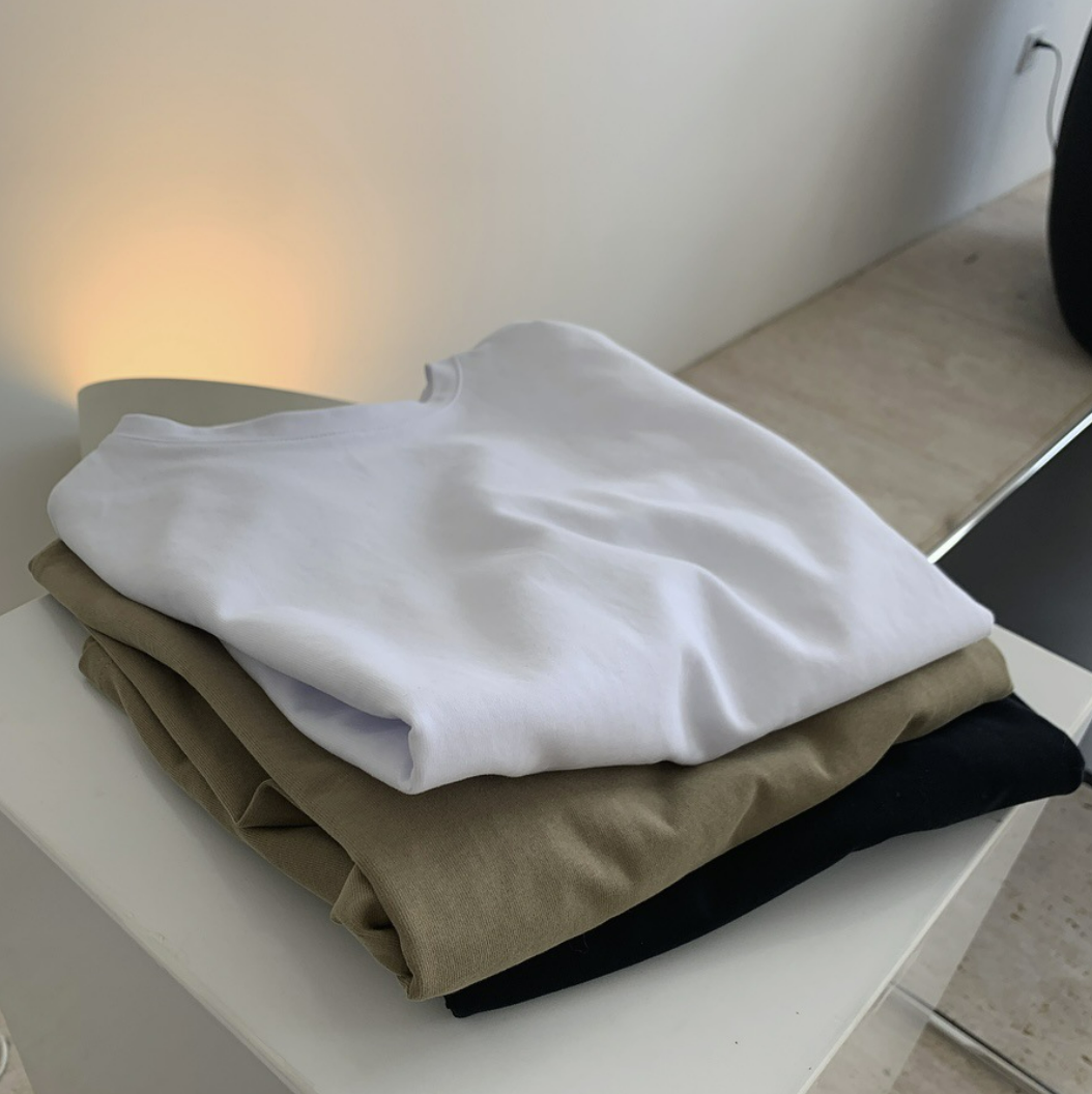 Simple long sleeve t-shirts