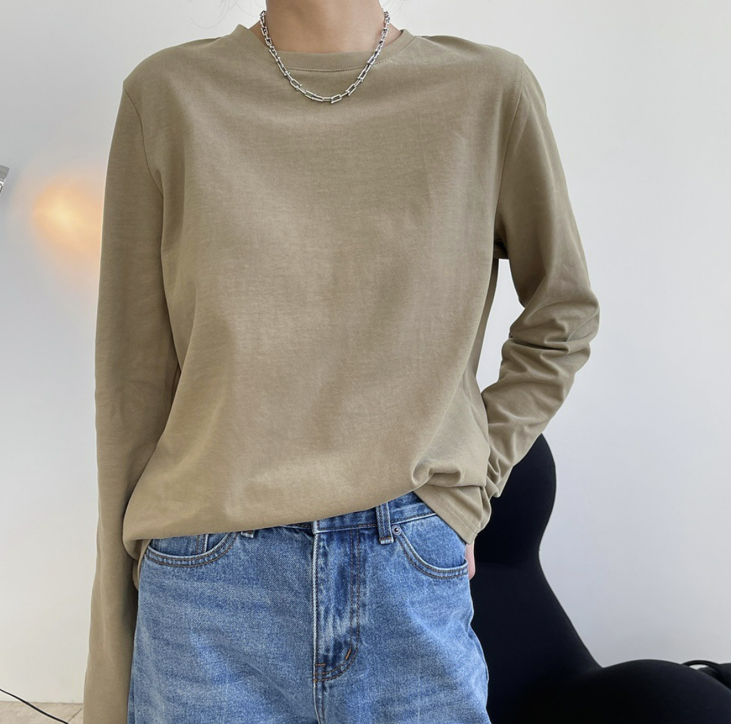 Simple long sleeve t-shirts