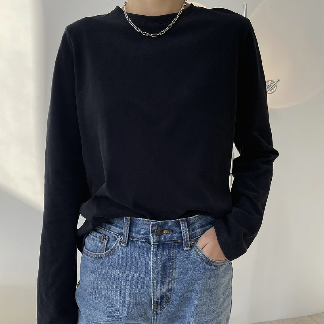 Simple long sleeve t-shirts