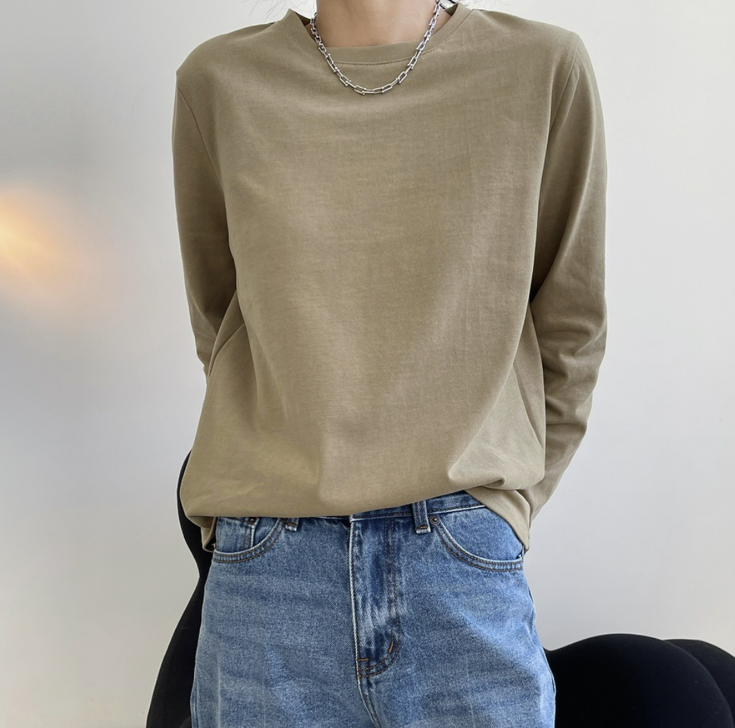 Simple long sleeve t-shirts