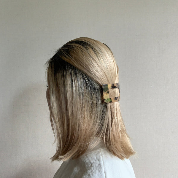 Hair barrette